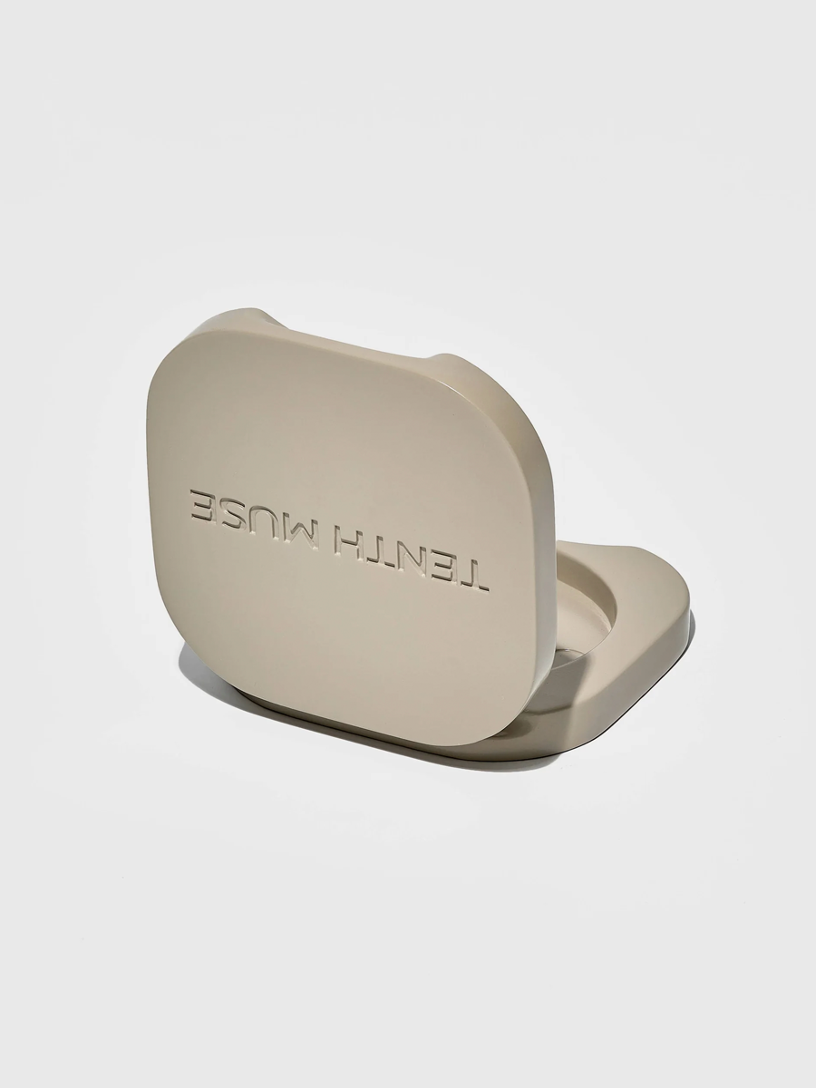 Refillable Vessel Clay